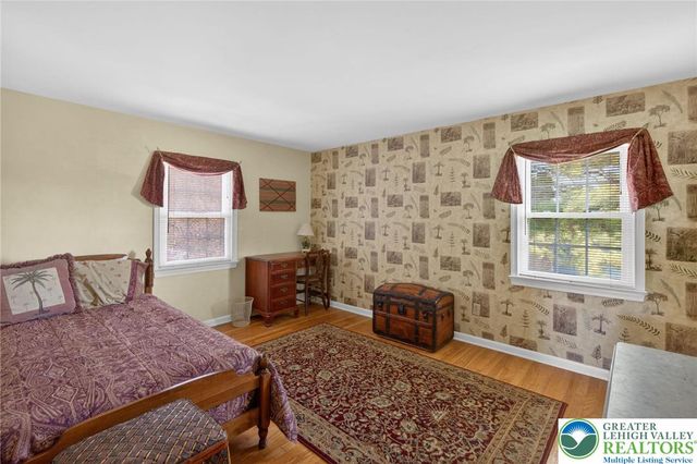 1078 Hill Drive, Lower Macungie Twp, PA 18103