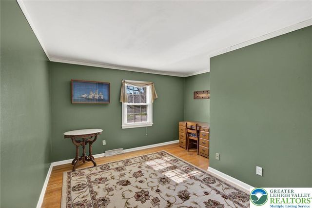 1078 Hill Drive, Lower Macungie Twp, PA 18103