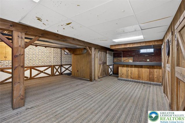1078 Hill Drive, Lower Macungie Twp, PA 18103