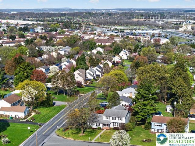 1078 Hill Drive, Lower Macungie Twp, PA 18103