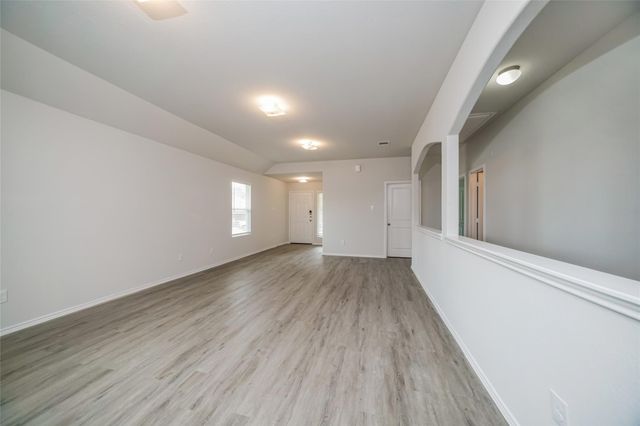 206 Pronghorn Drive, Huntsville, TX 77320