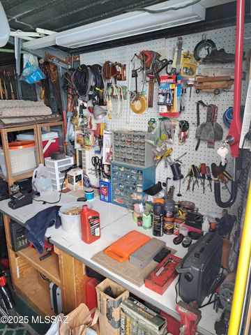 5809 W Rocking Cir Street, Tucson, AZ 85713