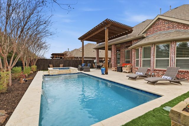 2352 Stallion Street, Carrollton, TX 75010