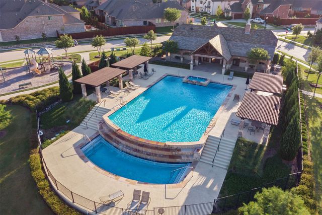 2352 Stallion Street, Carrollton, TX 75010