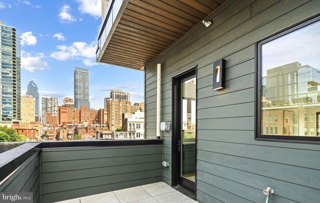 2316 SANSOM ST, Philadelphia, PA 19103