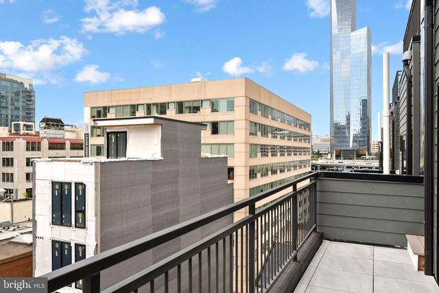 2316 SANSOM ST, Philadelphia, PA 19103