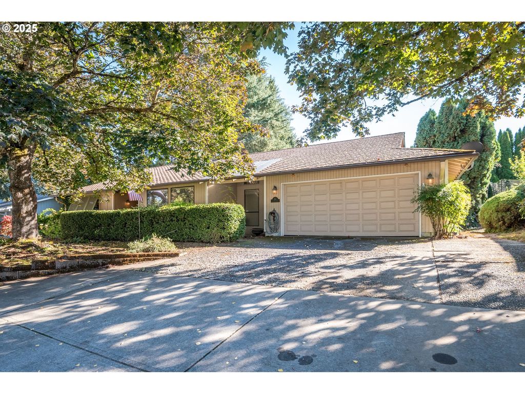 211 Ne 117TH St, Vancouver, WA 98685