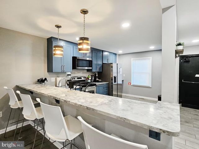 1212 N KING ST, Wilmington, DE 19801