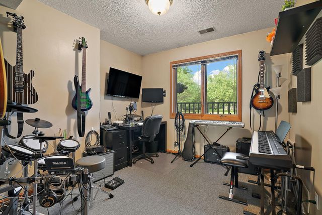 11721 139th Avenue N, Dayton, MN 55327