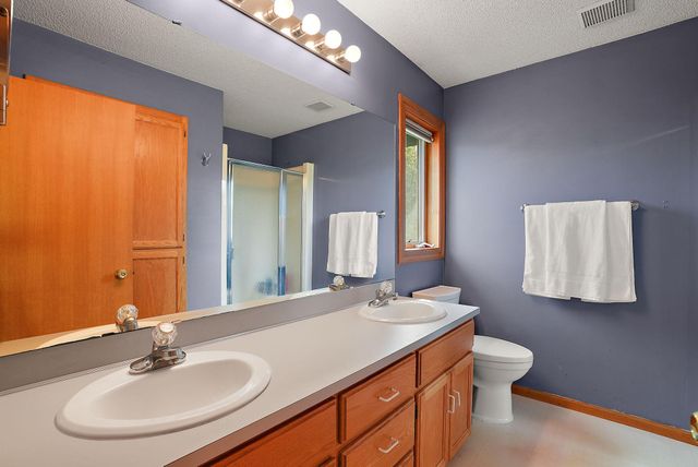 11721 139th Avenue N, Dayton, MN 55327