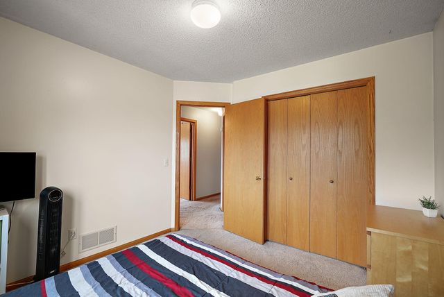 11721 139th Avenue N, Dayton, MN 55327