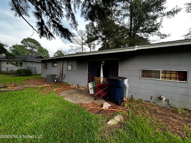 6507 George Washington Drive, Jackson, MS 39213