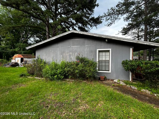 6507 George Washington Drive, Jackson, MS 39213