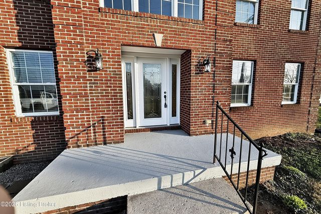 376 Gene St, Mt Washington, KY 40047