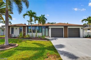 1229 SW 21st TER, Cape Coral, FL 33991