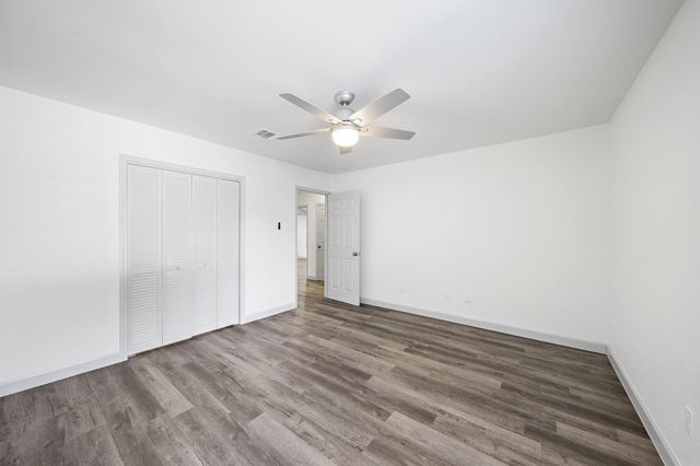 1714 Huge Oaks Street, Houston, TX 77055