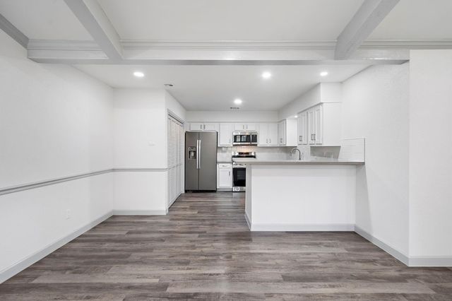 1714 Huge Oaks Street, Houston, TX 77055