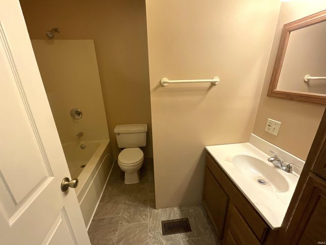 3333 Patricksburg Road, Spencer, IN 47460