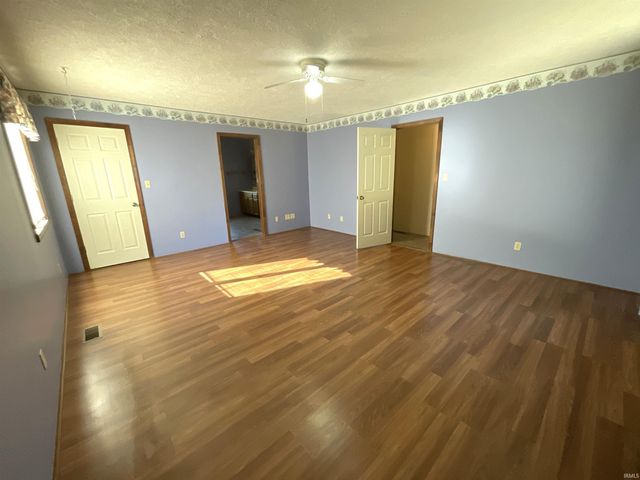 3333 Patricksburg Road, Spencer, IN 47460