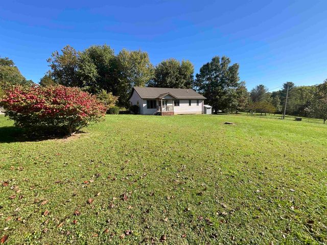 3333 Patricksburg Road, Spencer, IN 47460