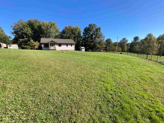 3333 Patricksburg Road, Spencer, IN 47460