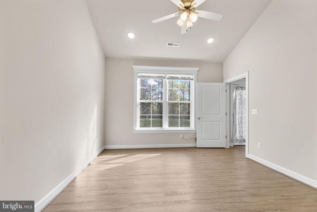 5711 FINLEY ROSE CT, Fredericksburg, VA 22407