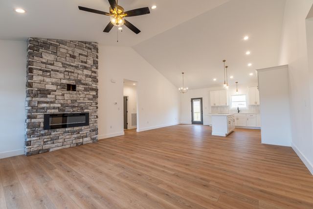 111 Gilmore Drive, Somerset, KY 42503