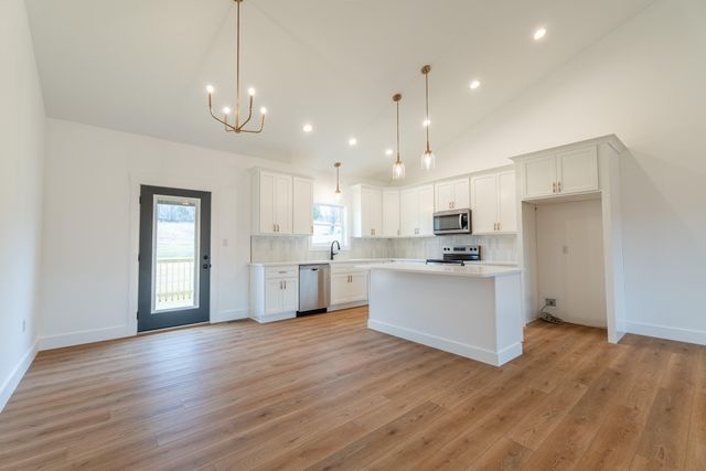 111 Gilmore Drive, Somerset, KY 42503