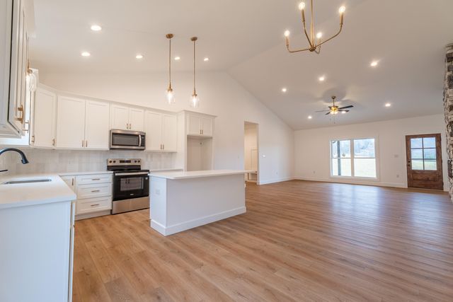 111 Gilmore Drive, Somerset, KY 42503