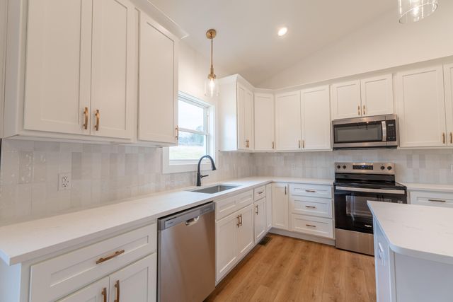 111 Gilmore Drive, Somerset, KY 42503