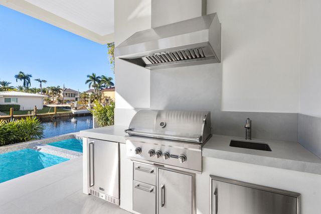 810 NE 70th Street, Boca Raton, FL 33487