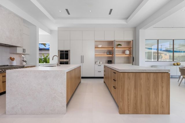 810 NE 70th Street, Boca Raton, FL 33487