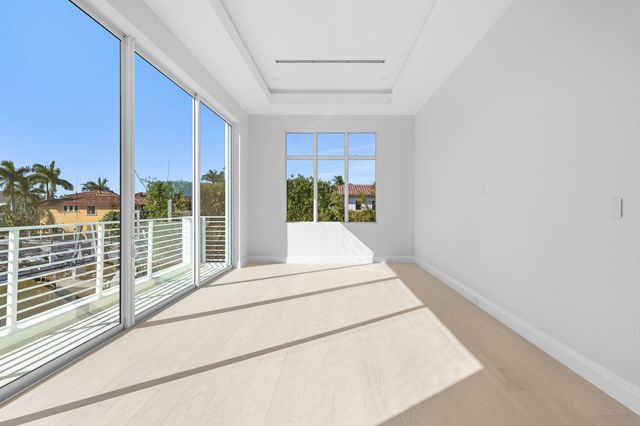 810 NE 70th Street, Boca Raton, FL 33487