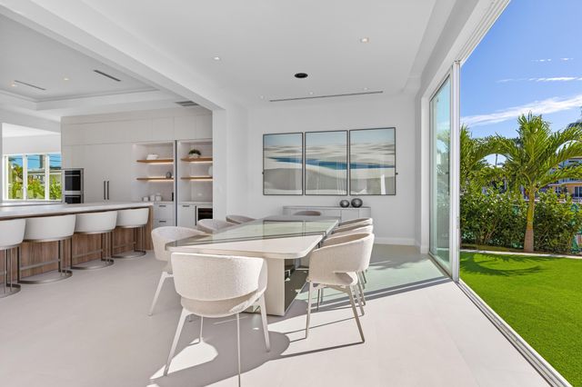 810 NE 70th Street, Boca Raton, FL 33487