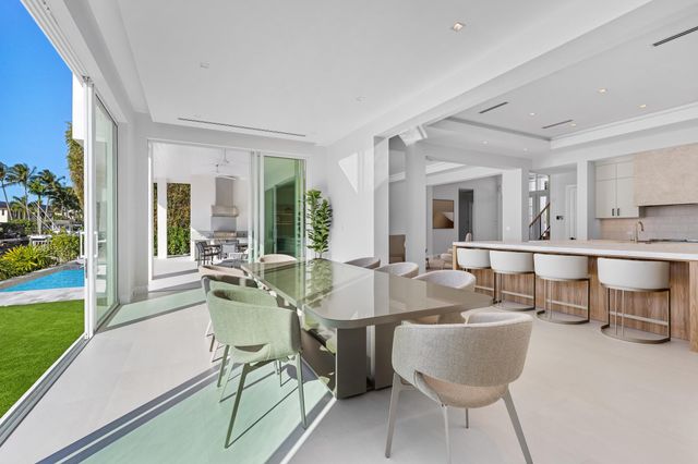 810 NE 70th Street, Boca Raton, FL 33487