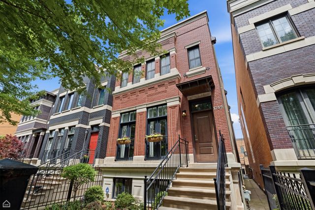 1752 W Erie Street, Chicago, IL 60622