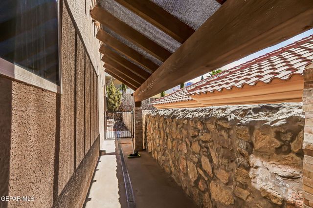 1260 FRANKLIN BLUFF Drive, El Paso, TX 79912