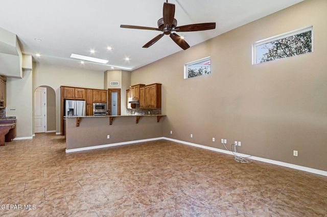 1260 FRANKLIN BLUFF Drive, El Paso, TX 79912