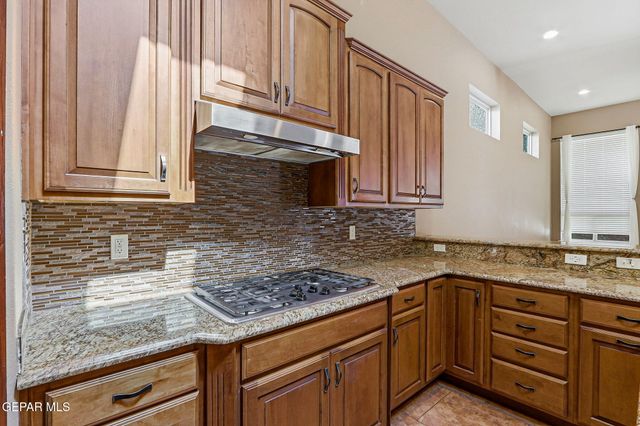 1260 FRANKLIN BLUFF Drive, El Paso, TX 79912