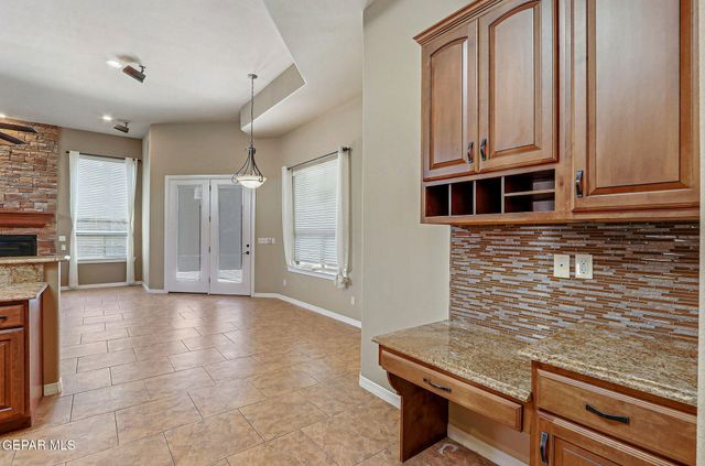 1260 FRANKLIN BLUFF Drive, El Paso, TX 79912