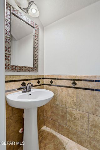 1260 FRANKLIN BLUFF Drive, El Paso, TX 79912