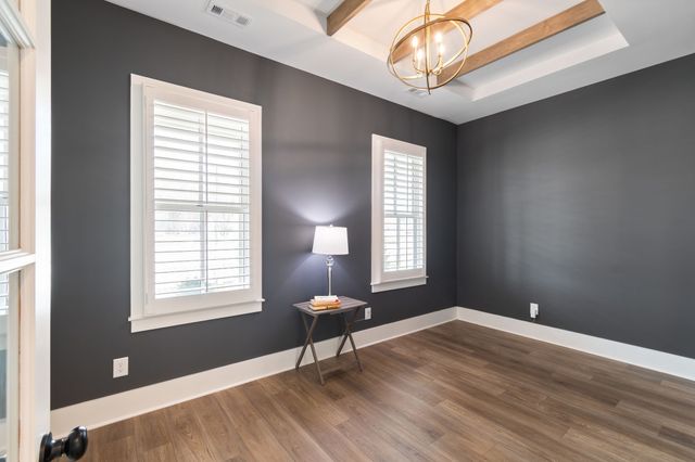 2620 Buckner Ln, Thompsons Station, TN 37179