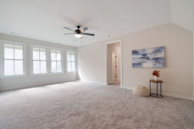 2620 Buckner Ln, Thompsons Station, TN 37179