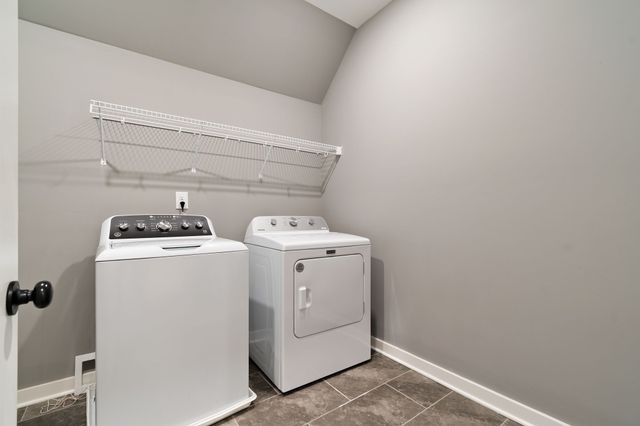 2620 Buckner Ln, Thompsons Station, TN 37179