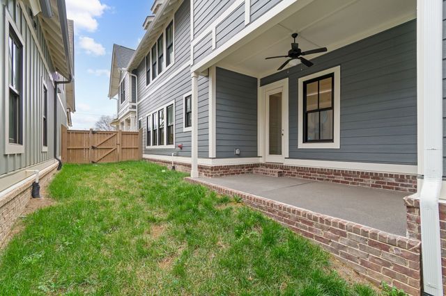 2620 Buckner Ln, Thompsons Station, TN 37179