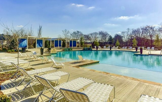 2620 Buckner Ln, Thompsons Station, TN 37179