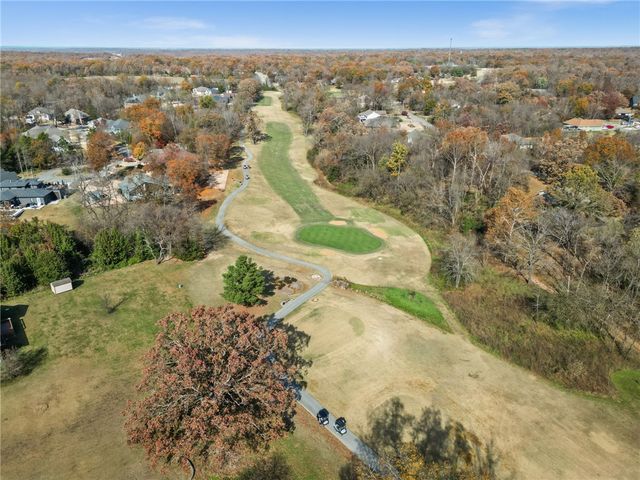 32 Cannich Drive, Bella Vista, AR 72715