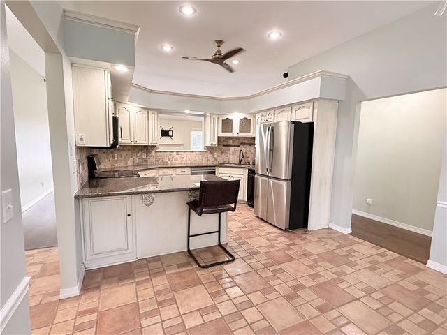32 Cannich Drive, Bella Vista, AR 72715