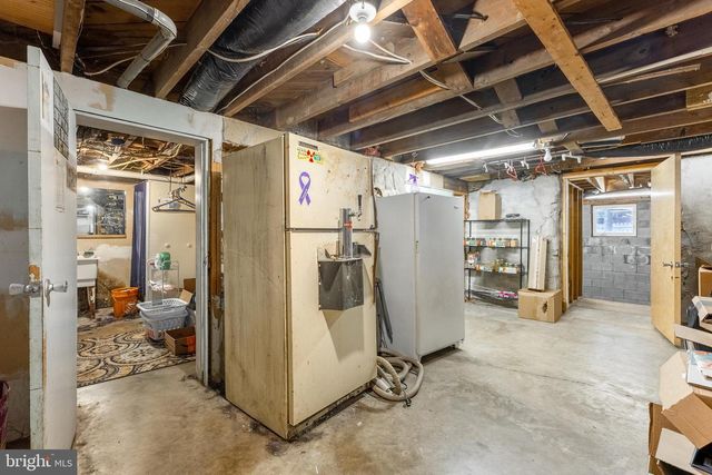 282 S MAIN ST, Pleasant Gap, PA 16823