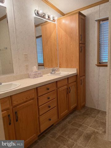 59 DOGWOOD E, Tabernacle, NJ 08088